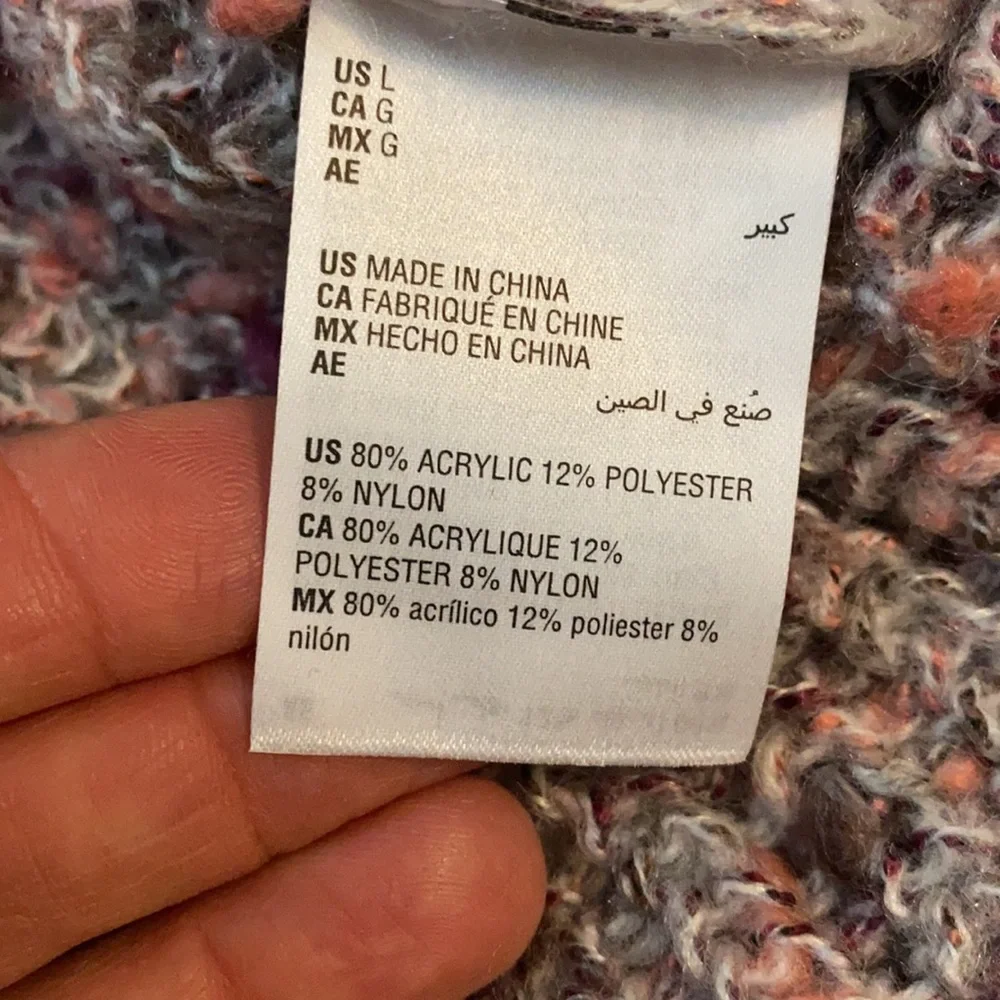 NWT soft sweater - Picture 4 of 4